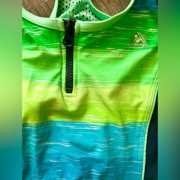 ZeroXposur Girls Swimsuit Set With Girls Bathing Suit one Piece & Swim shorts 🩱 - Picture 9 of 9